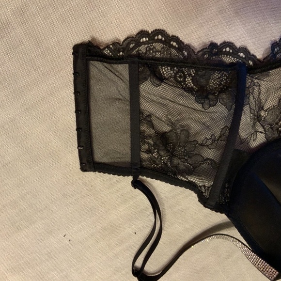 Victoria Secret BLING Very Sexy Bombshell Add-2-Cups Push-Up Corset Bra 34B NWT - Picture 12 of 16